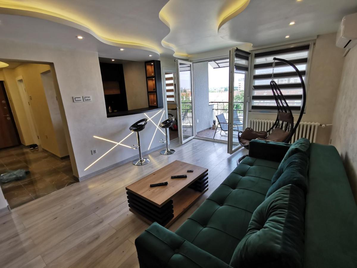 Brend New Luxurious Apartment In Downtown With Free Parking Novi Sad Eksteriør bilde