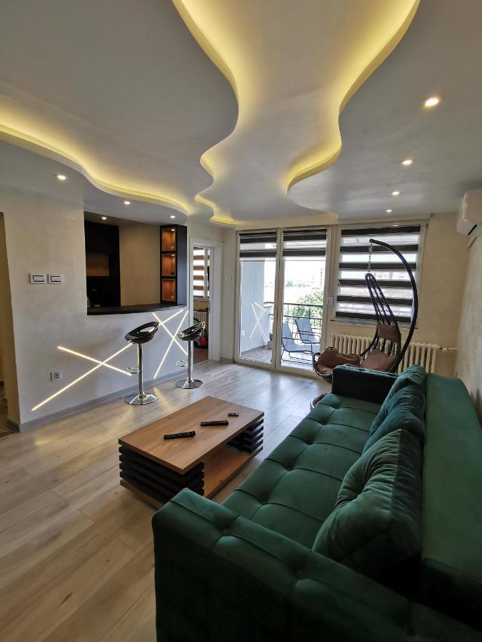 Brend New Luxurious Apartment In Downtown With Free Parking Novi Sad Eksteriør bilde
